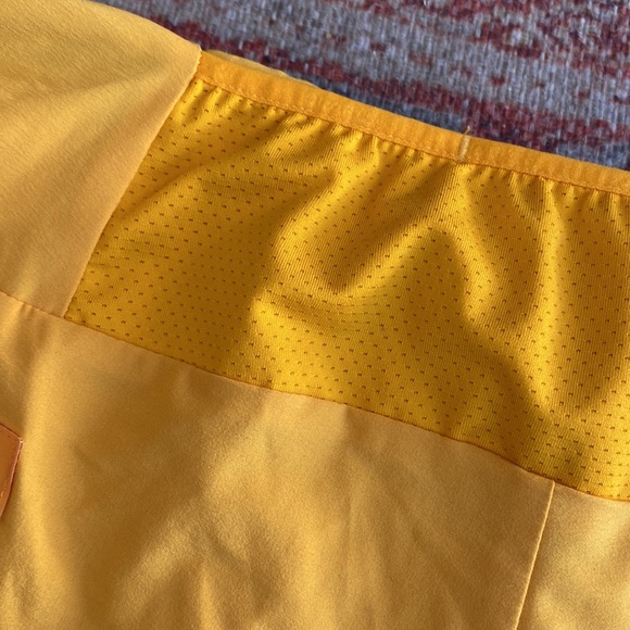 Craft PRO running PRO Hypervent Split Shorts - Picture 9 of 10